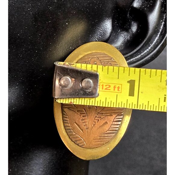 Vintage Floral Oval Brass Copper Pierced Earrings Etched Flower Design 1" x 1.5" - Picture 6 of 7